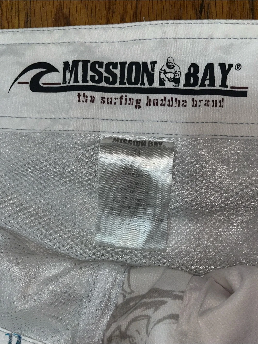 Mission Bay The Surfing Buddha Brand Men's White Graphic Swim Trunks Size 34